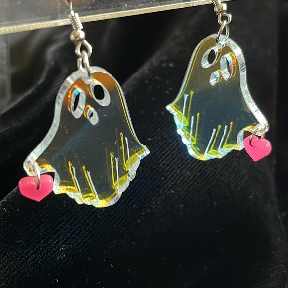 Ghost with a Little Heart Earrings - Picture 3 of 7